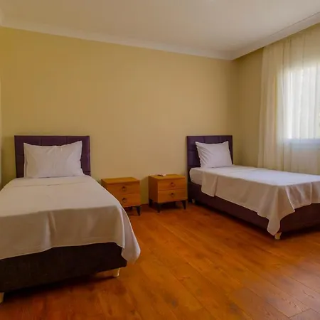 Villa Vira Classic *